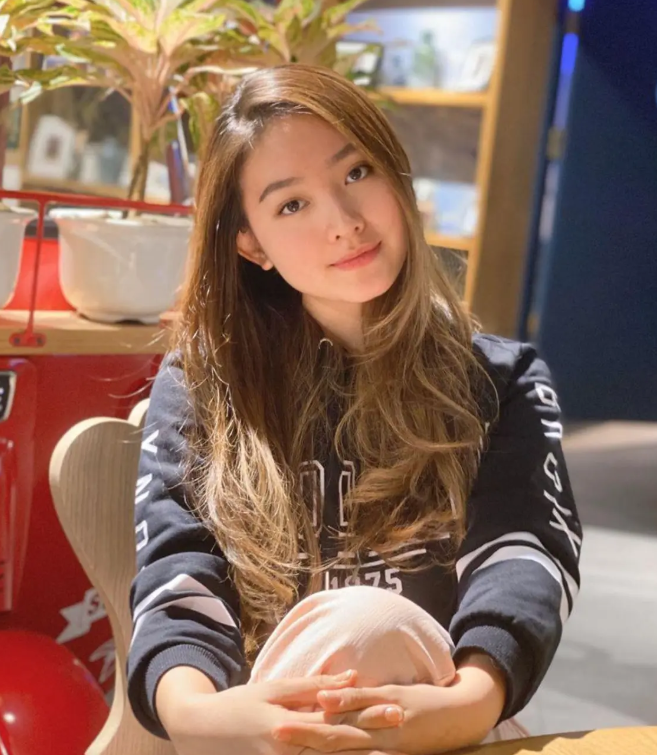 Natasha Wilona bershio Harimau [instagram]